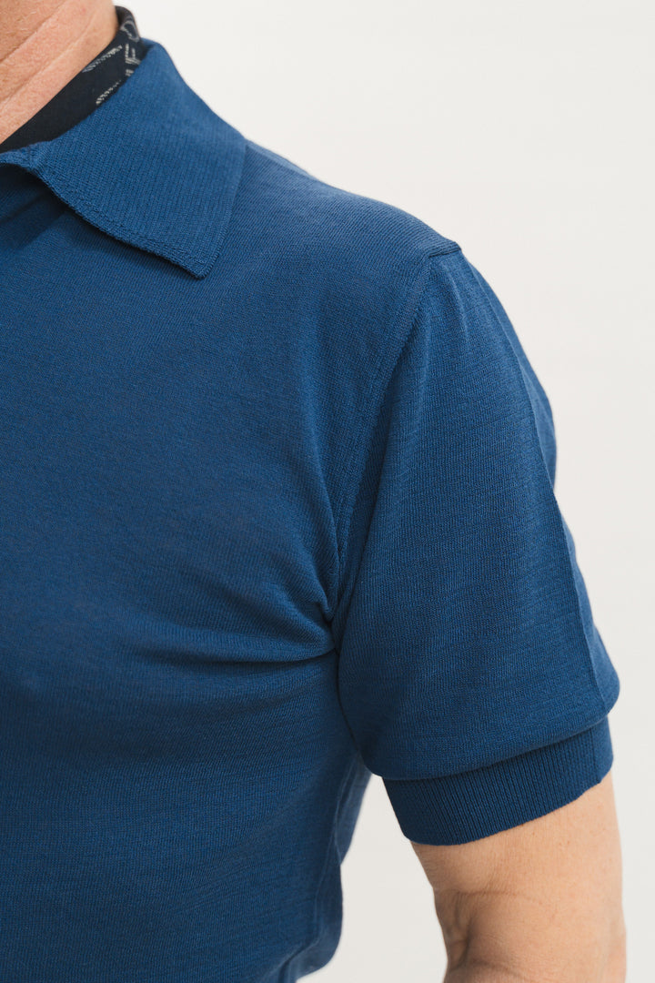 Short-sleeved polo shirt in cotton thread